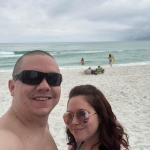 Meet your Posher, Hope